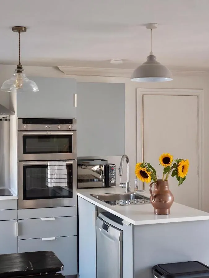 Penarth Town Apartment Cardiff